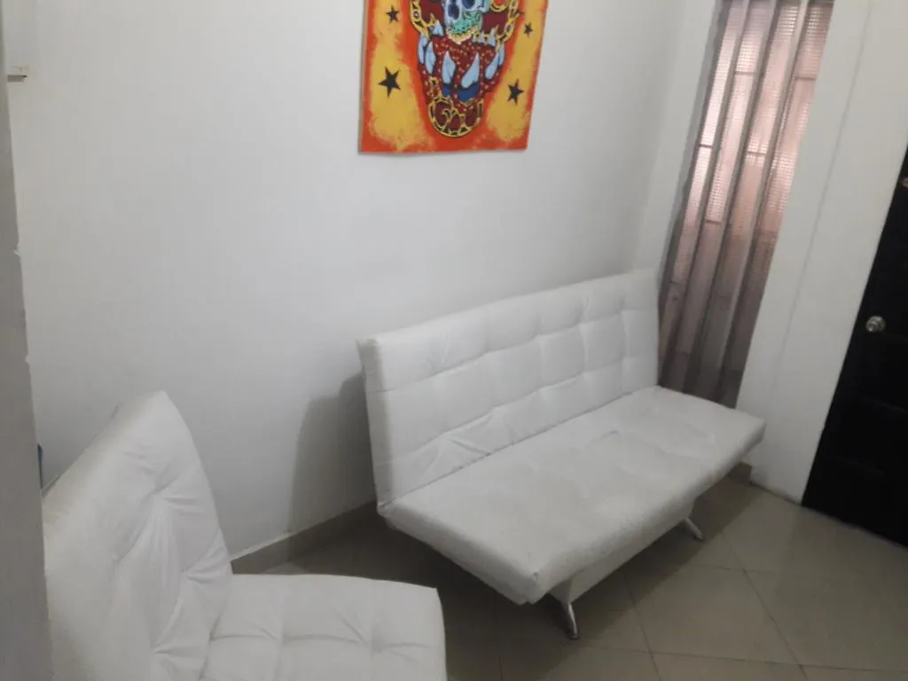Icon Suites Medellin 0*,