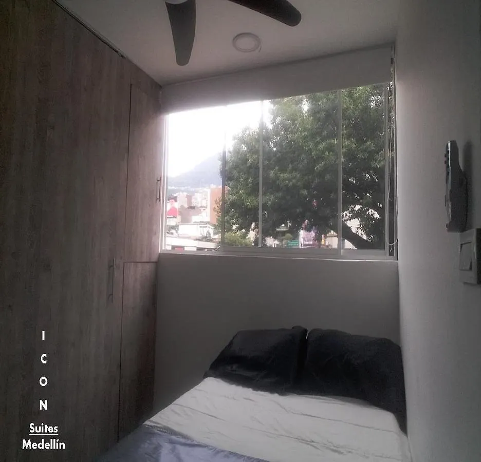 Icon Suites Medellin Apartment