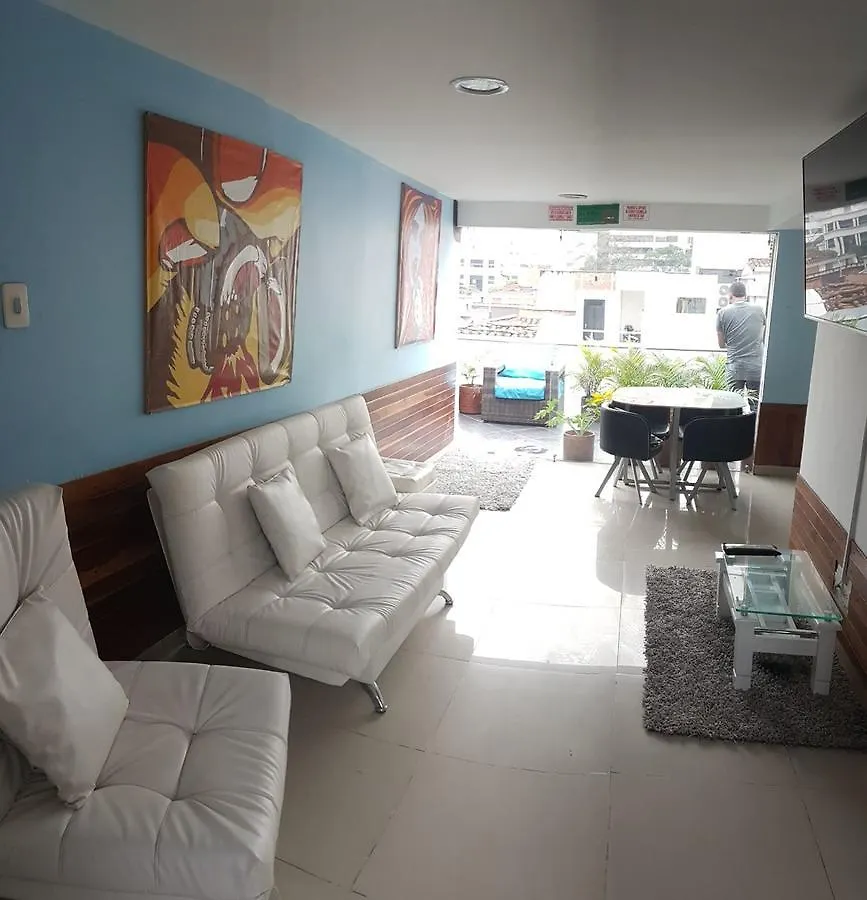 Icon Suites Medellin 0*,  Colombia