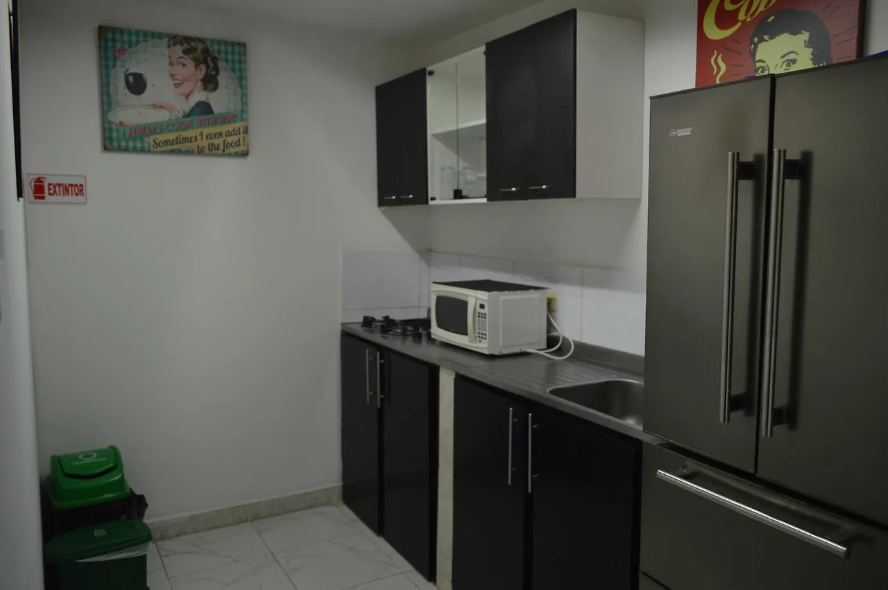 Icon Suites Medellin 0*,