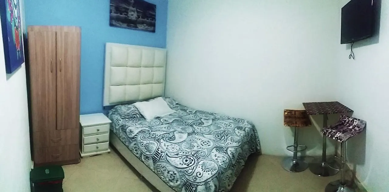 Icon Suites Medellin 0*,