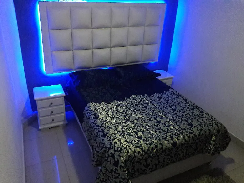 アパート Icon Suites メデジン