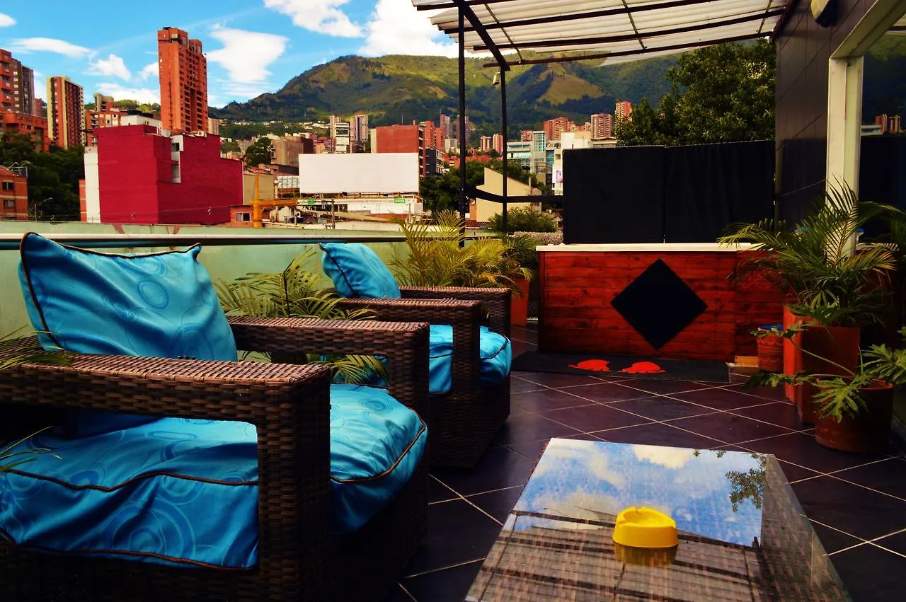 Icon Suites Medellin 0*,  Colombia